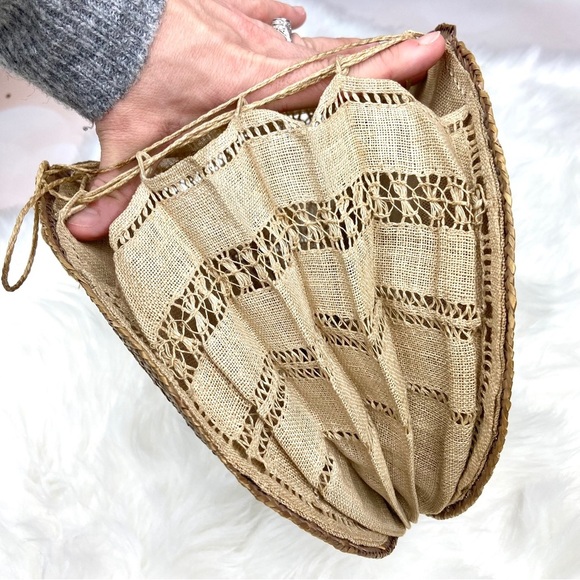 Incredible Vintage Round Woven Basket Purse Accordion Crochet Lace Tassels - Picture 4 of 6